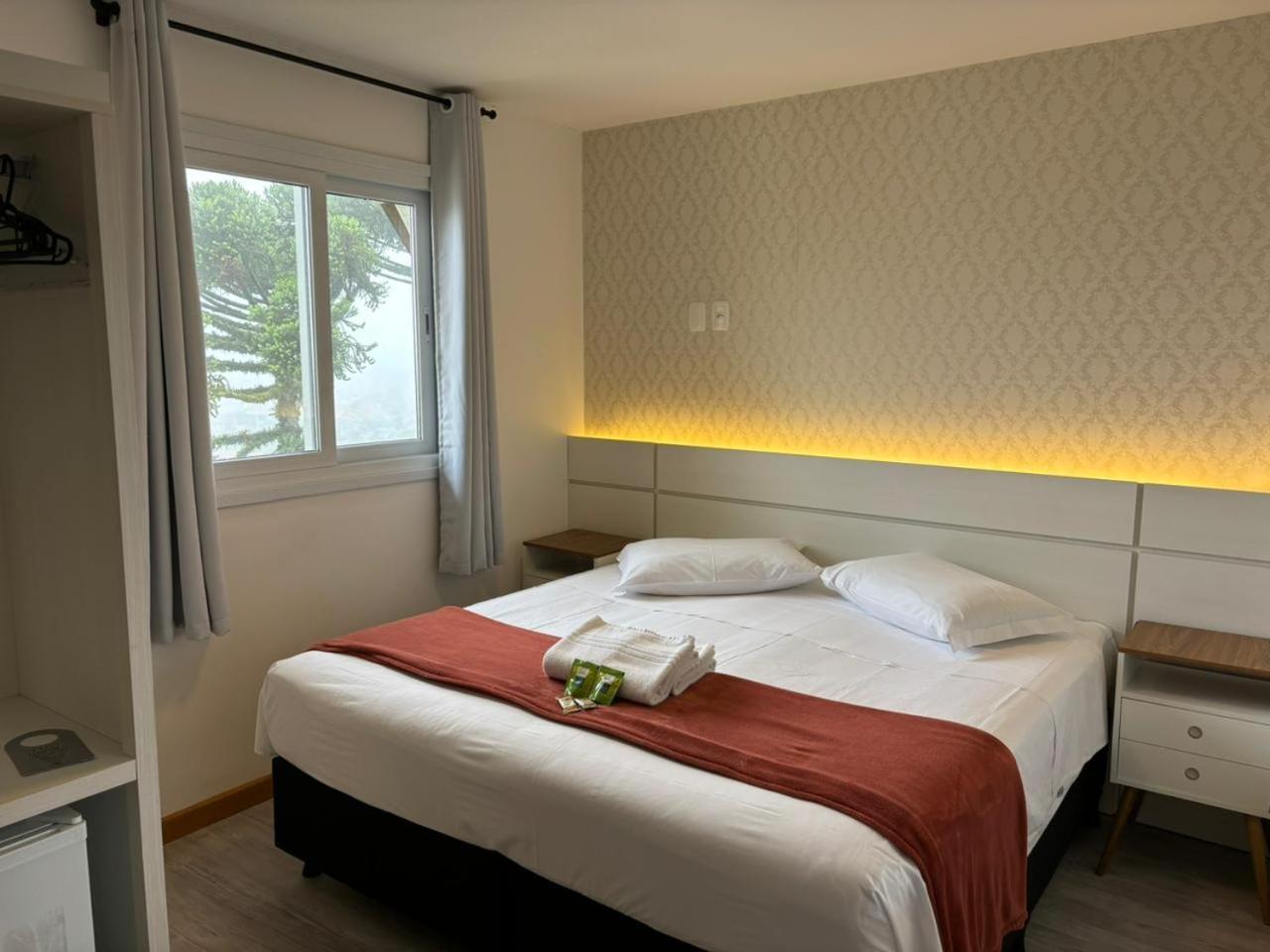 Hotel Golden Hills Canela Exteriör bild